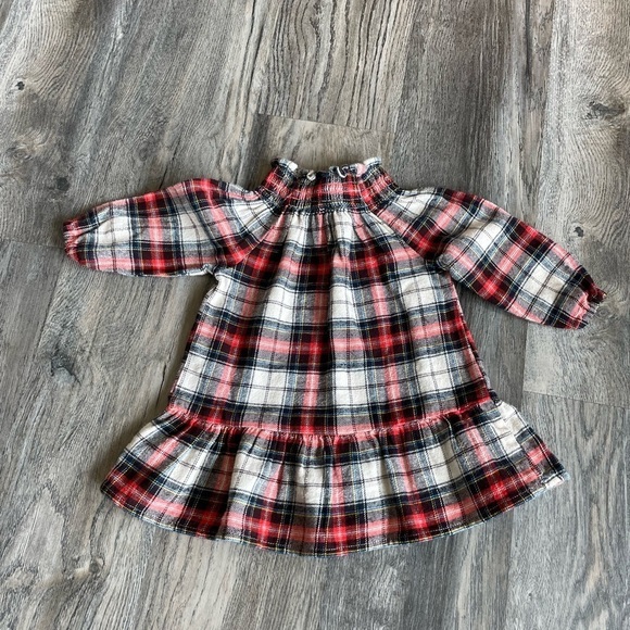 Old Navy Flannel Top, size 6-12 months - Picture 5 of 5